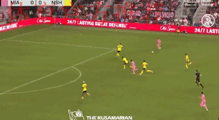 38岁梅西起飞:鱼跃冲顶 犹如空中捕猎!美职联30球 全场狂欢 38岁梅西起飞:鱼跃冲顶 犹如空中捕猎!美职联30球 全场狂欢